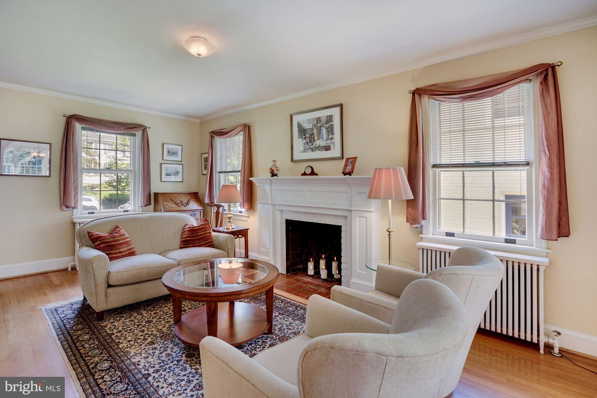 2814 Rittenhouse Street Northwest Washington, DC 20015 - Photo 2 of 45