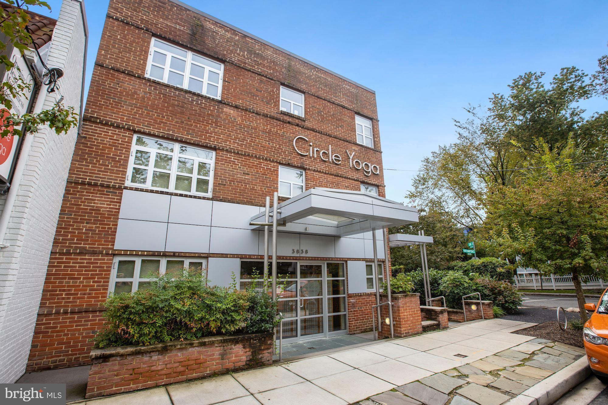 2814 Rittenhouse Street Northwest Washington, DC 20015 - Photo 36 of 45