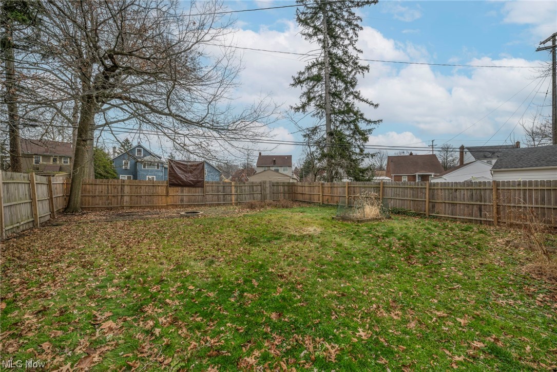 1005 Englewood Road Cleveland Heights, OH 44121 - Photo 43 of 46