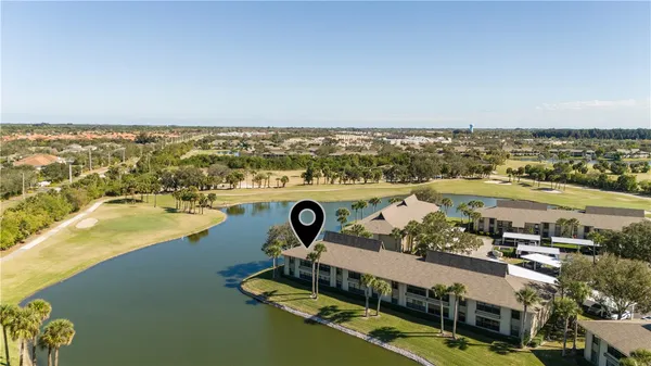 $219,900 | 21 Plantation Drive, Unit 205, Vero Beach, FL 32966