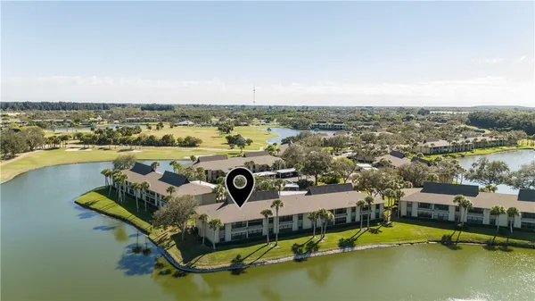 $219,900 | 21 Plantation Drive, Unit 205, Vero Beach, FL 32966