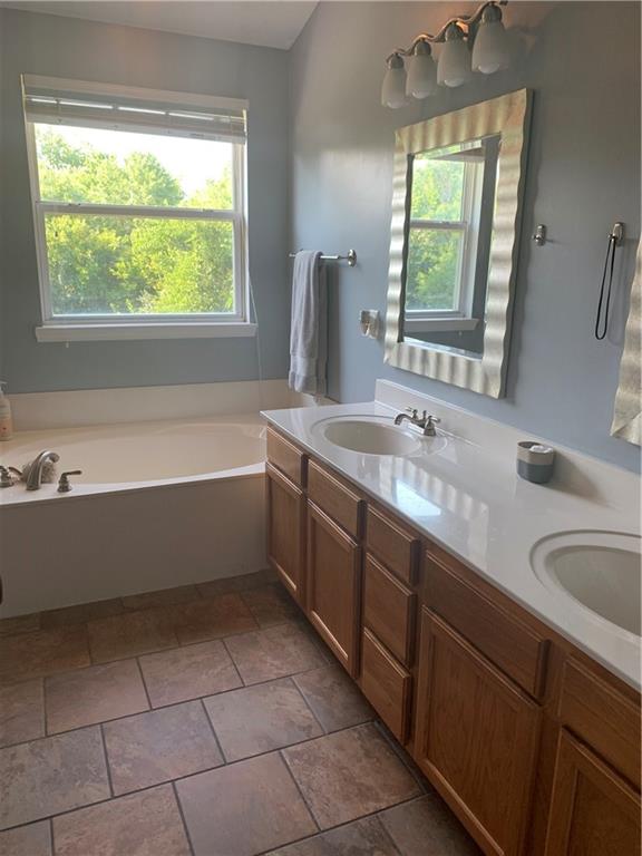 5037 West Bay Road Plainfield, IN 46168 - Photo 16 of 45 Gallery Image 16