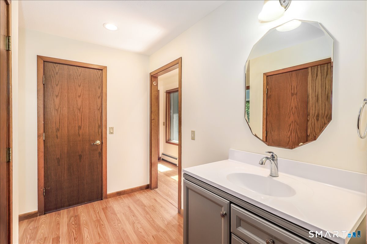 4 Deerfield Road Brookfield, CT 06804 - Photo 23 of 38 Gallery Image 23