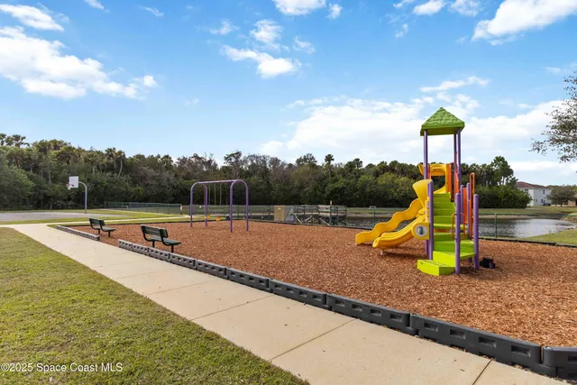 a view of a tennis court