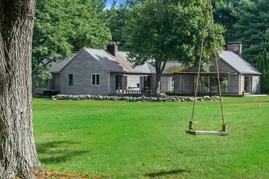 156 Estabrook Road Concord, MA 01742 - Photo 6 of 30