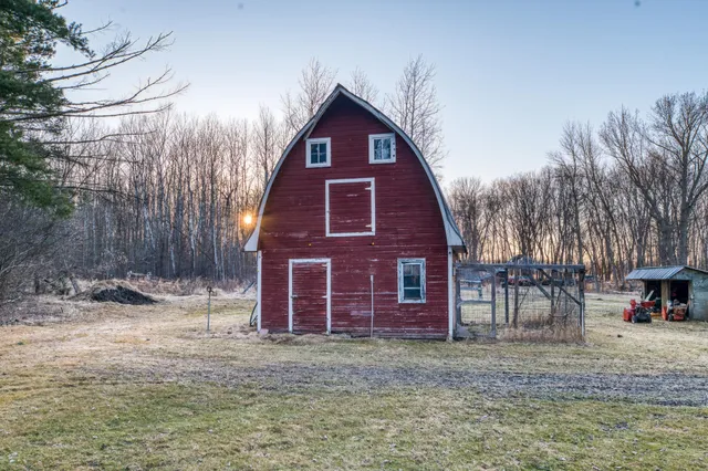 $230,000 | 37325 Highway 169, Aitkin, MN 56431
