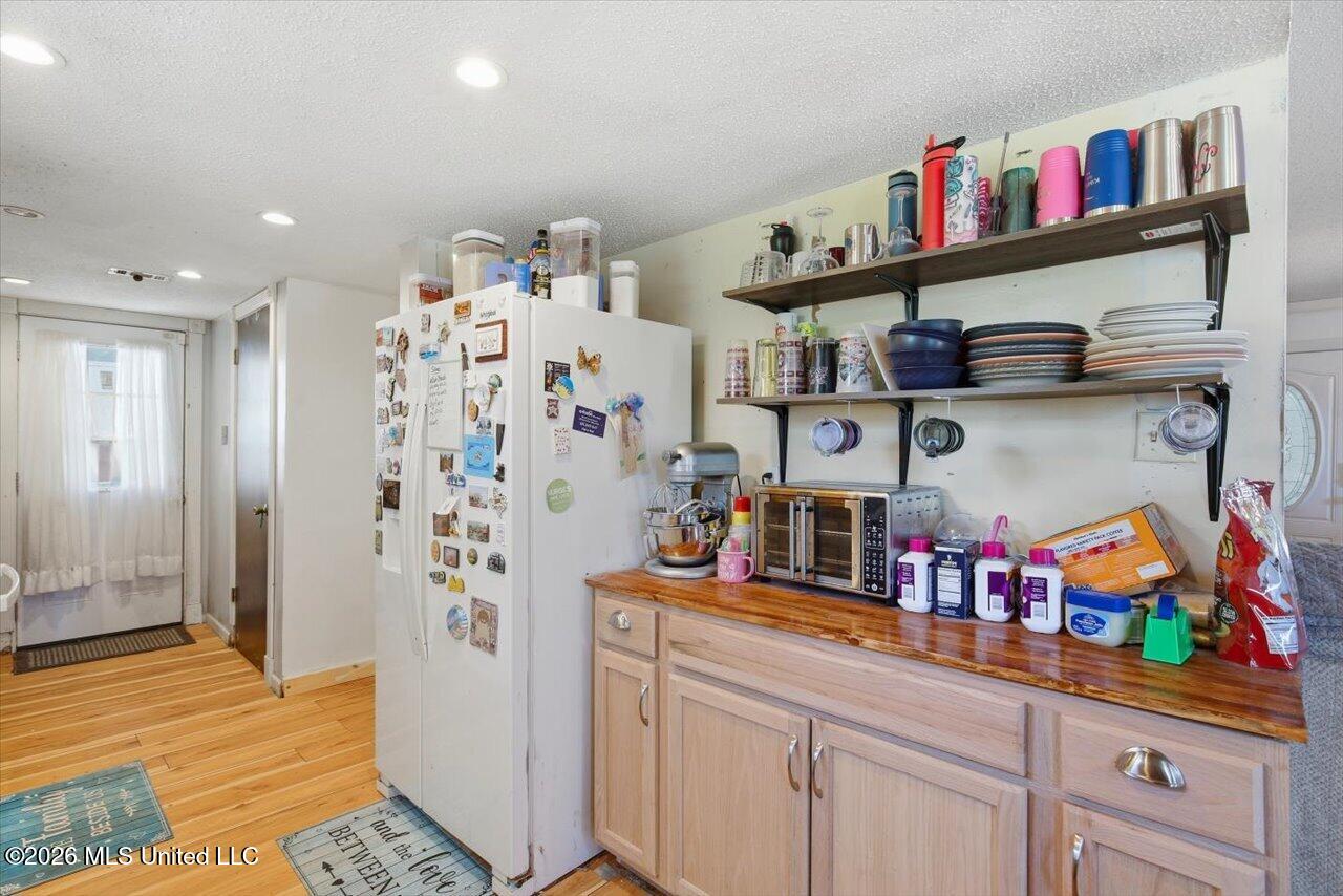 123 Southbreeze Road Magee, MS 39111 - Photo 12 of 23 12-123 Southbreeze Rd _ Hometoursms..com
