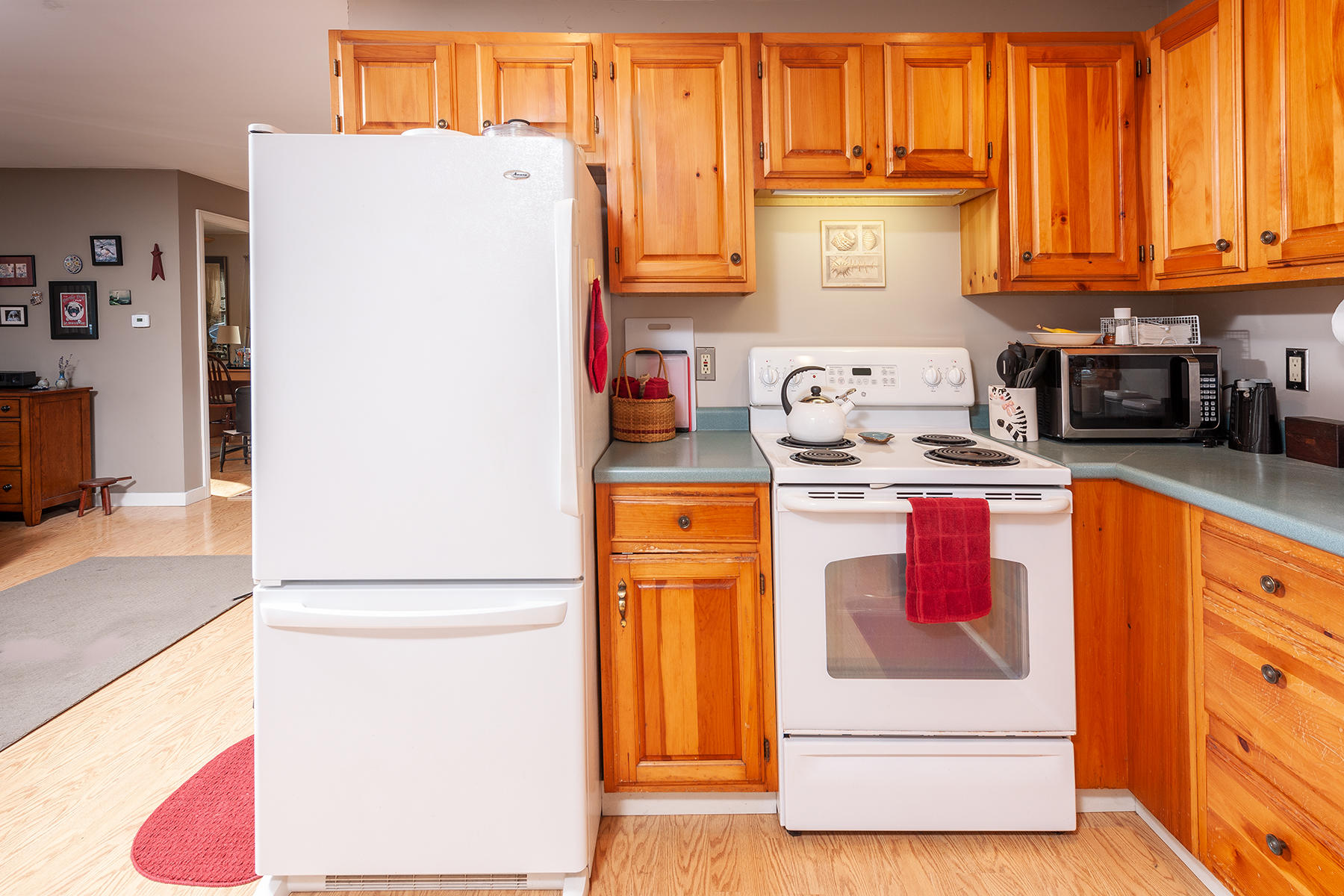 179 Mountain Road Cape Neddick, ME 03902 - Photo 11 of 25 Kitchen