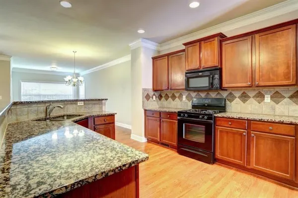$3,400 | 12820 Doe Drive, Alpharetta, GA 30004