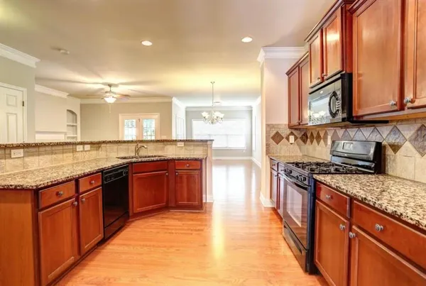 $3,400 | 12820 Doe Drive, Alpharetta, GA 30004