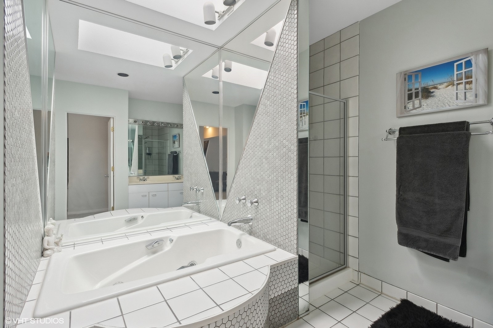 1133 West Cornelia Avenue, Unit C Chicago, IL 60657 - Photo 13 of 22