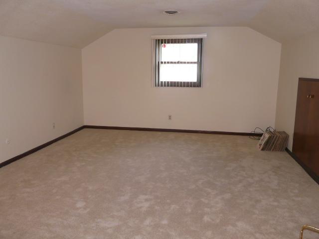 2104 Heather Road Anderson, IN 46012 - Photo 6 of 11 Gallery Image 6