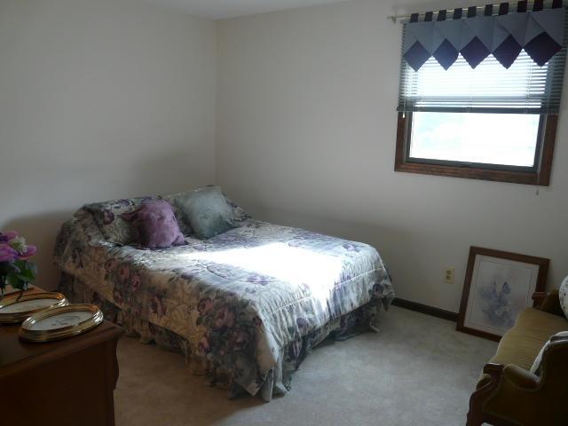 2104 Heather Road Anderson, IN 46012 - Photo 7 of 11 Gallery Image 7