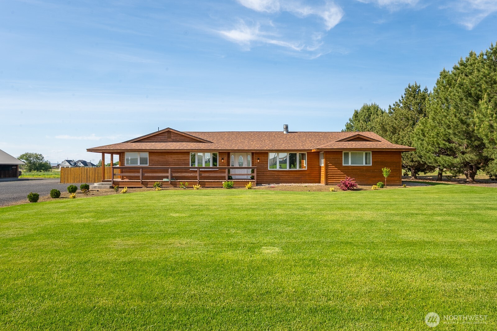 710 South McKinney Road Othello, WA 99344 - Photo 3 of 39