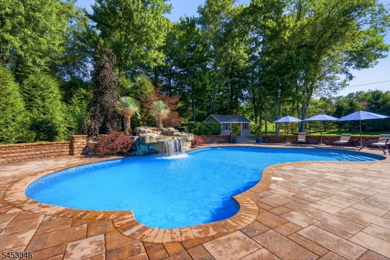 65 Washington Valley Road Warren, NJ 07059 - Photo 14 of 50 Gallery Image 14