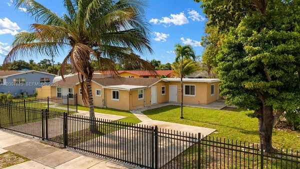 $3,500 | 1124 Northwest 100th Terrace, Unit 2, Miami, FL 33150