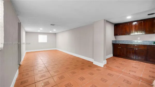 $3,500 | 1124 Northwest 100th Terrace, Unit 2, Miami, FL 33150