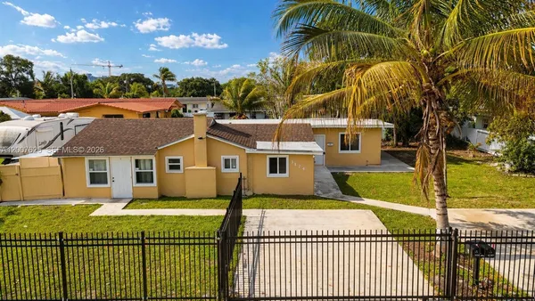 $3,500 | 1124 Northwest 100th Terrace, Unit 2, Miami, FL 33150