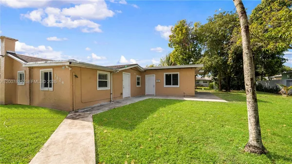 $3,500 | 1124 Northwest 100th Terrace, Unit 2, Miami, FL 33150
