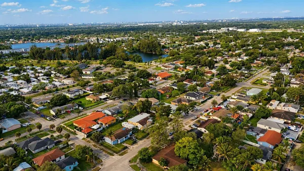 $3,500 | 1124 Northwest 100th Terrace, Unit 2, Miami, FL 33150