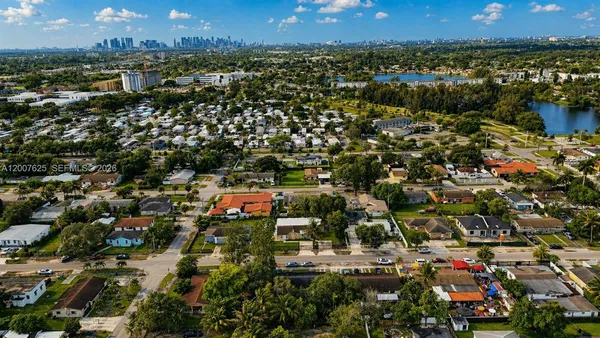 $3,500 | 1124 Northwest 100th Terrace, Unit 2, Miami, FL 33150