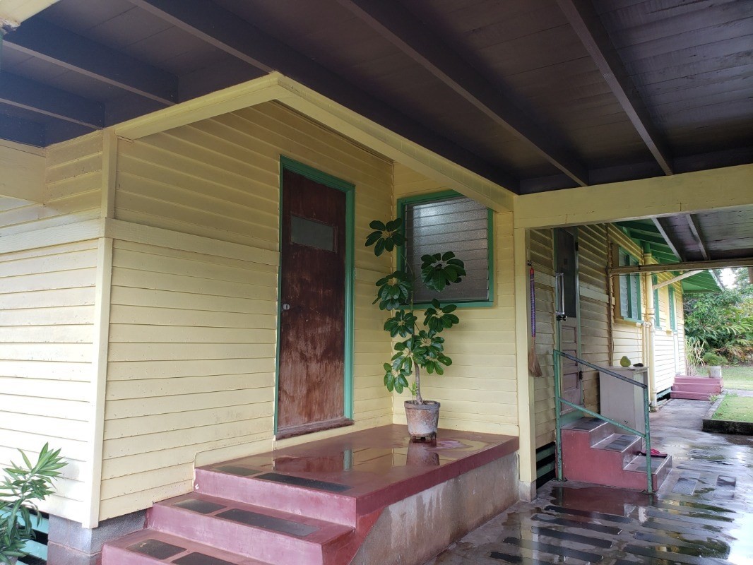 5137 Kula Road Kapaa, HI 96746 - Photo 4 of 24 a front view of a house with garden