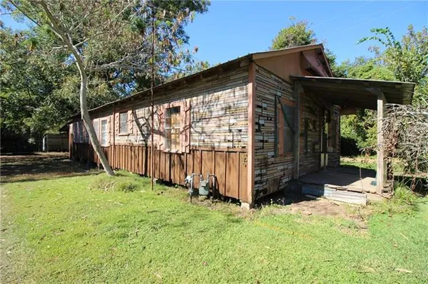 $30,000 | 106 East Commercial Street, Bunkie, LA 71322