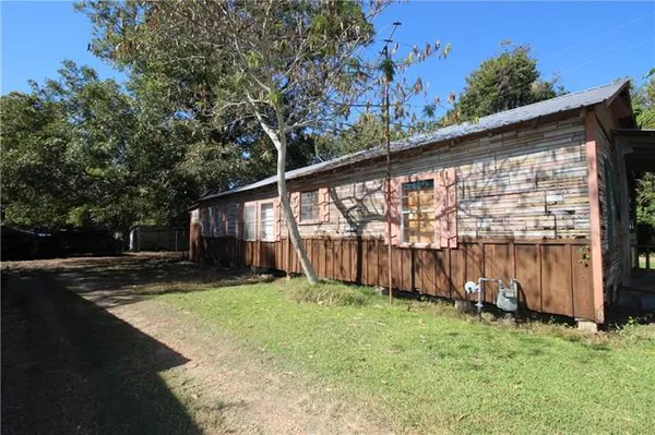 $30,000 | 106 East Commercial Street, Bunkie, LA 71322