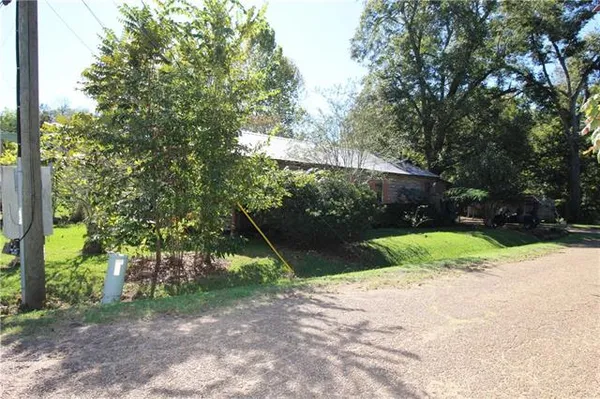 $30,000 | 106 East Commercial Street, Bunkie, LA 71322