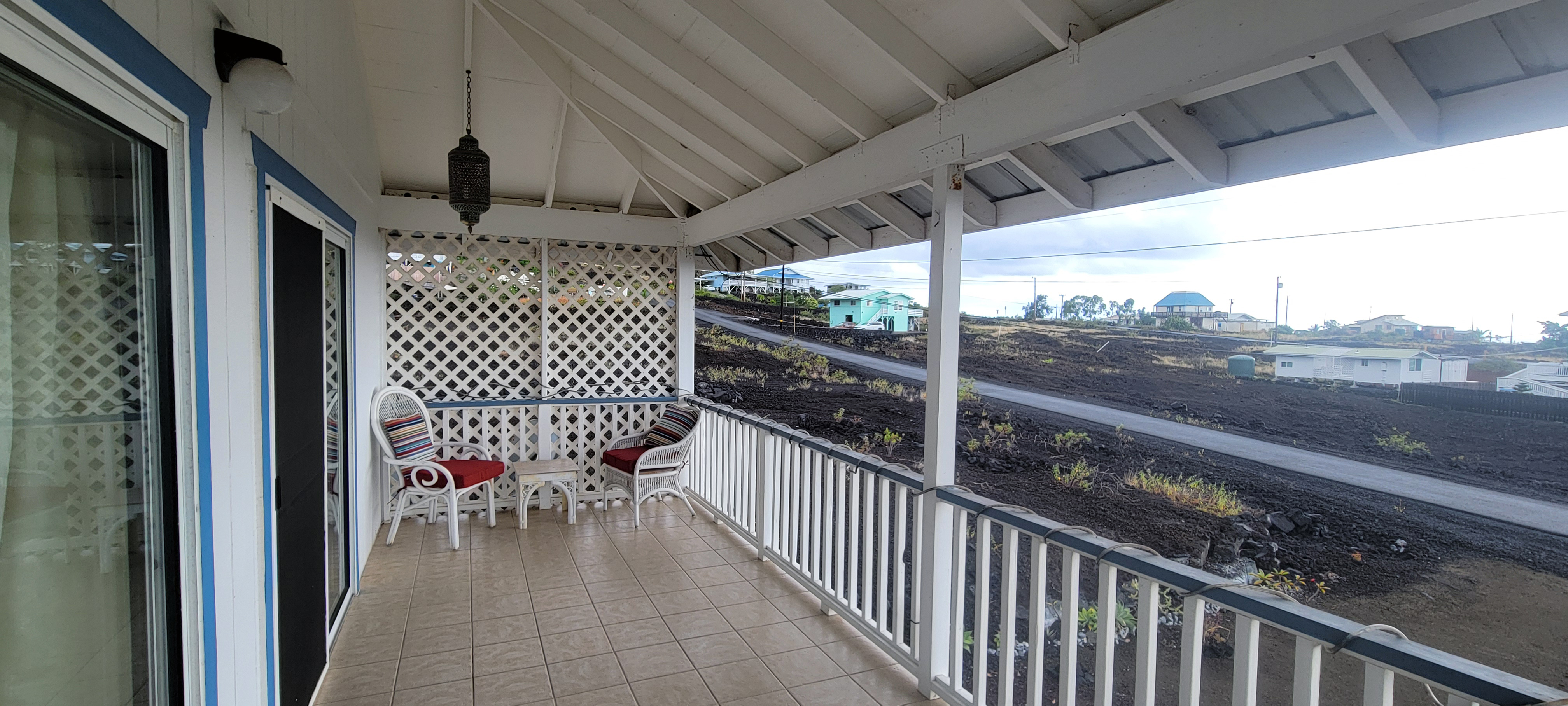 88-1520 Ehiku Avenue Captain Cook, HI 96704 - Photo 12 of 29 a view of a porch