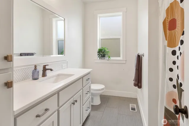 $729,000 | 2021 Brome Street, Lynden, WA 98264