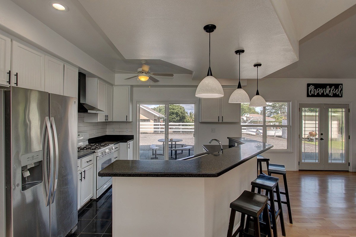 665 Malae Place Hilo, HI 96720 - Photo 3 of 27