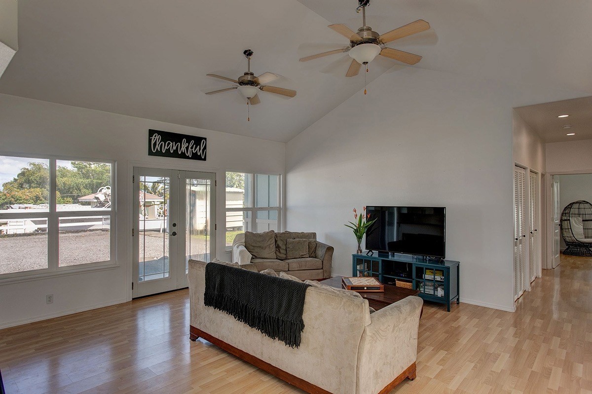 665 Malae Place Hilo, HI 96720 - Photo 9 of 27