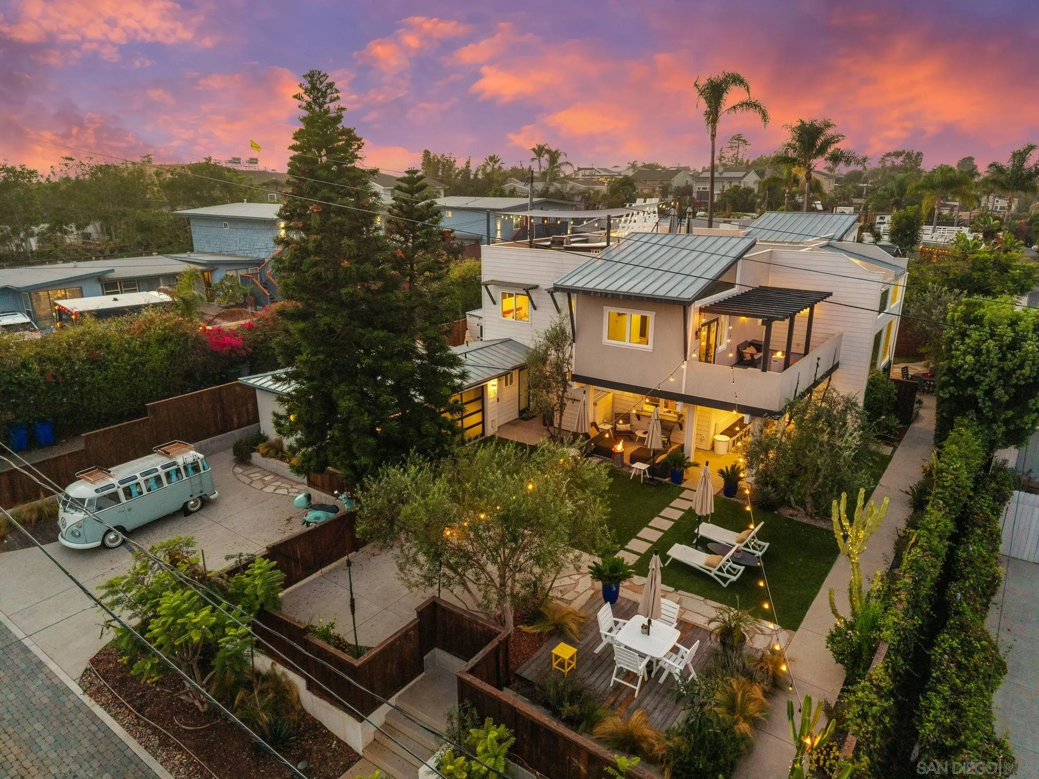 154 Phoebe Street Encinitas, CA 92024 - Photo 1 of 68 Gallery Image 1
