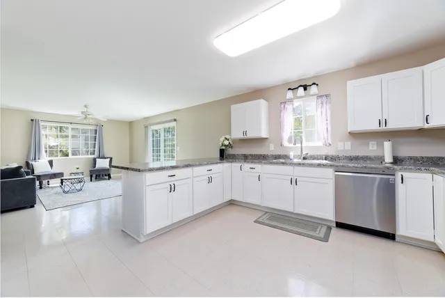 $1,050,000 | 1695 Wailuku Drive, Hilo, HI 96720