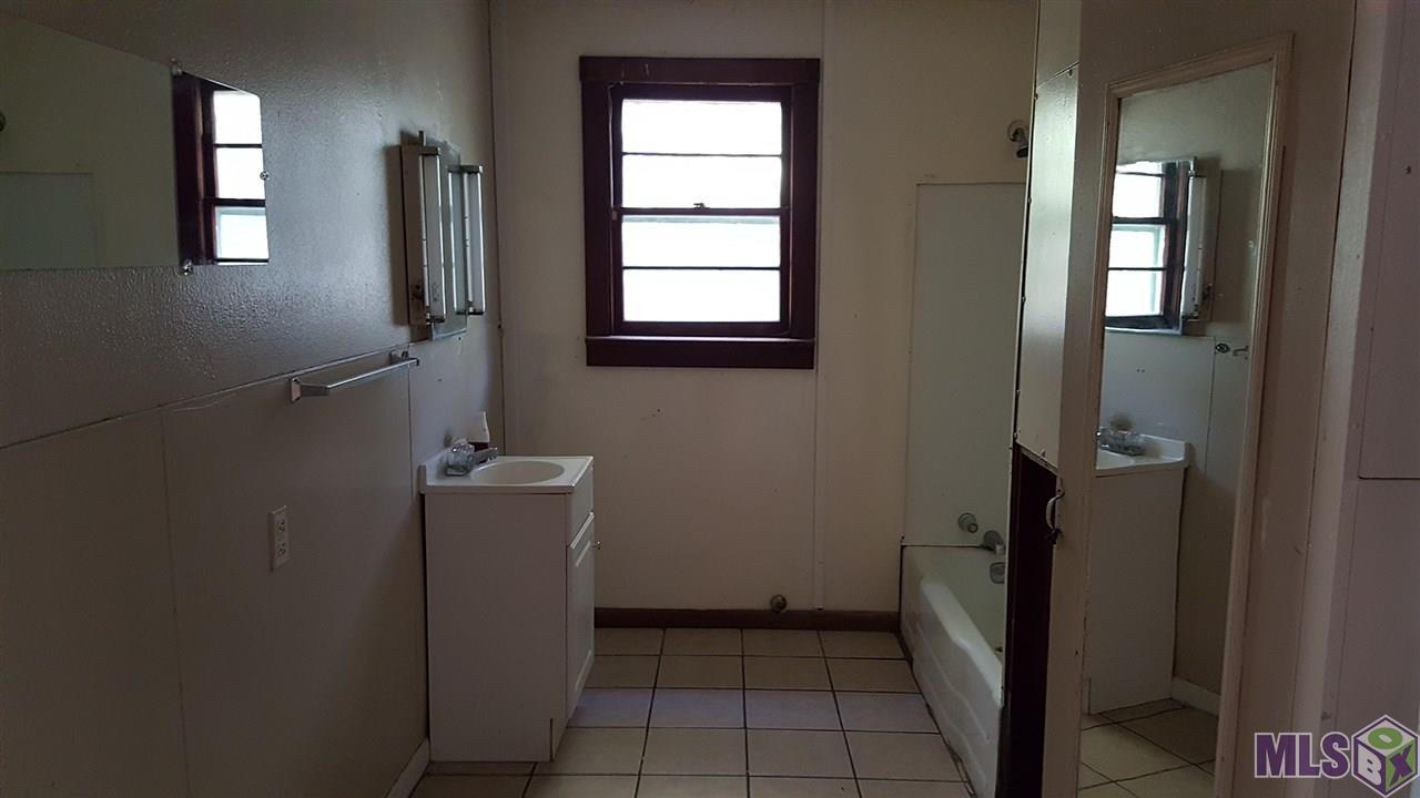 4243 Harding Street Baker, LA 70714 - Photo 4 of 7 Gallery Image 4