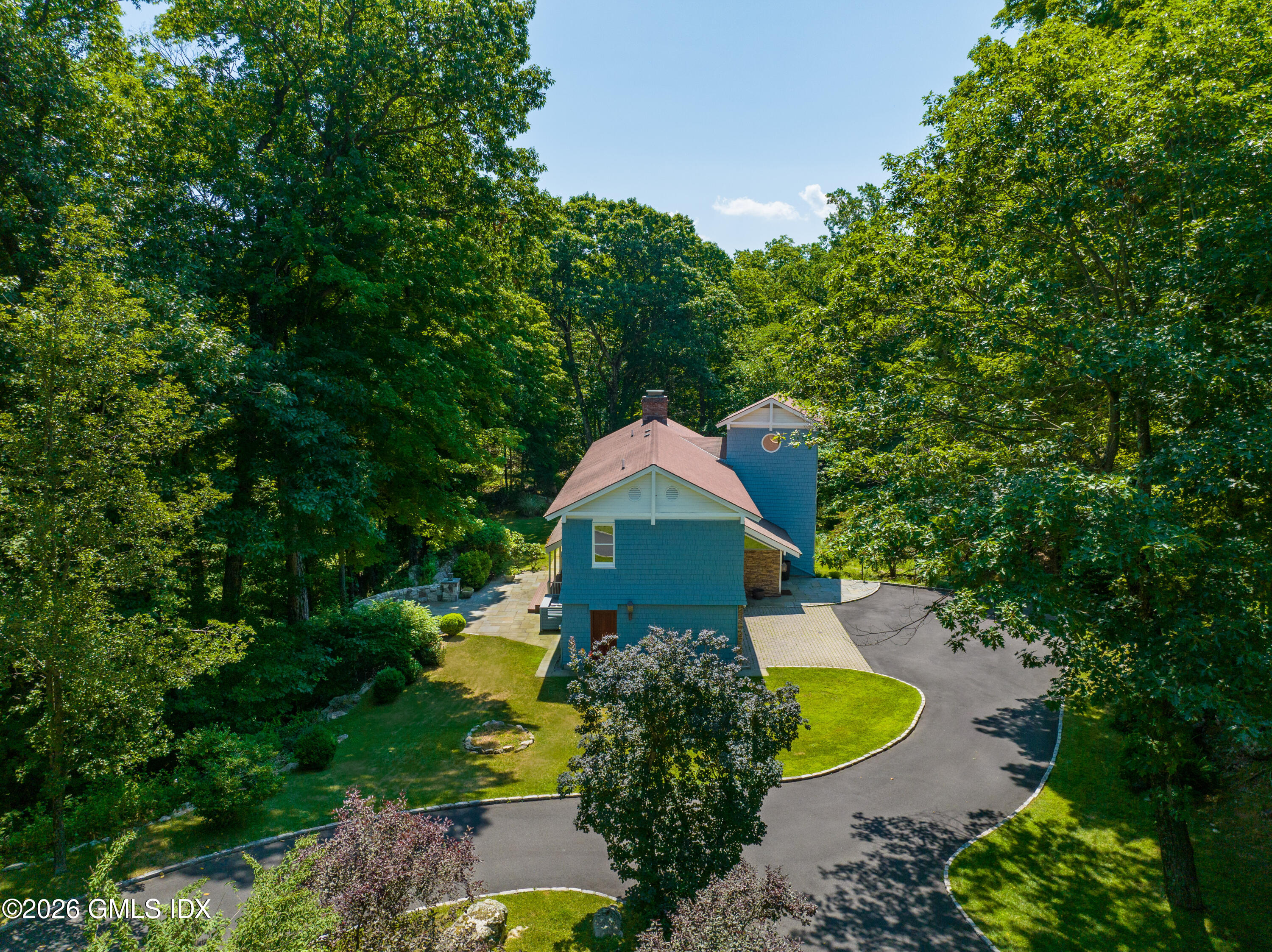 386 Taconic Road Greenwich, CT 06831 - Photo 22 of 22 an aerial view of a house