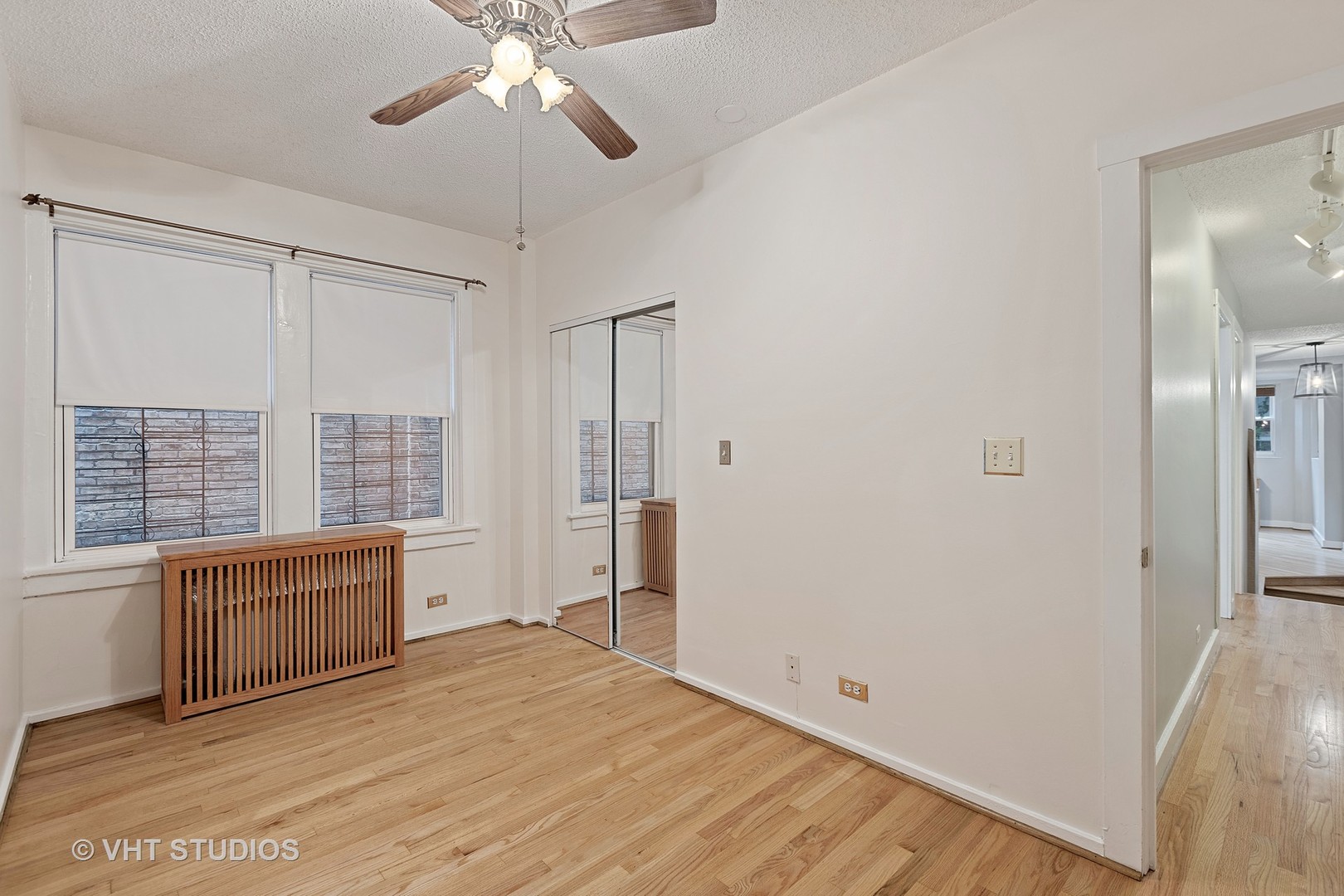 647 West Sheridan Road, Unit 1E Chicago, IL 60613 - Photo 10 of 18