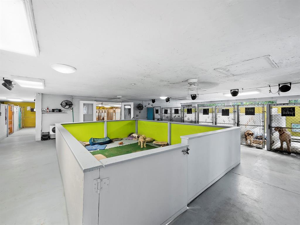 5645 Churchill Downs Road Sarasota, FL 34241 - Photo 35 of 41