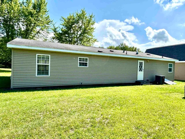 $294,000 | 16930 16C Road, Culver, IN 46511
