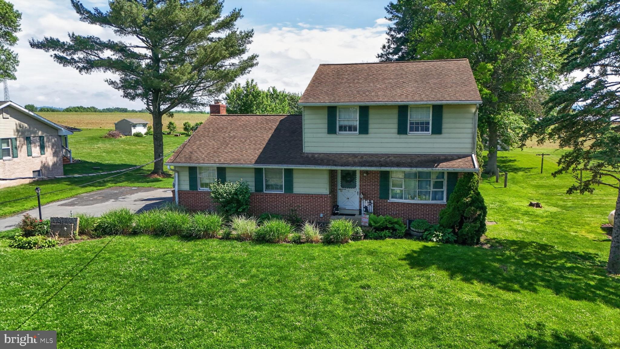 1106 Village Road Lancaster, PA 17602 - Photo 5 of 42 Charming home on lush green grounds.