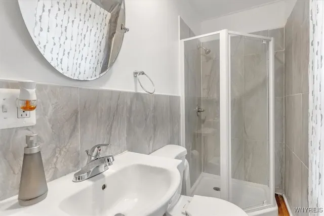 $2,100 | 228 Highgate Avenue, Buffalo, NY 14215