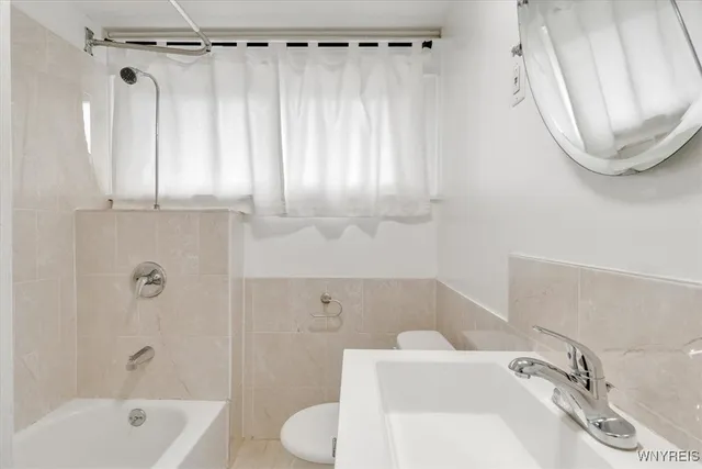 $2,100 | 228 Highgate Avenue, Buffalo, NY 14215