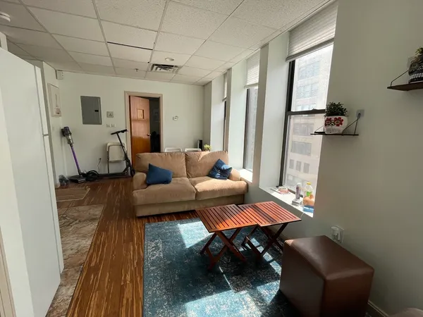 $3,400 | 72 Kneeland Street, Unit 603, Boston, MA 02111