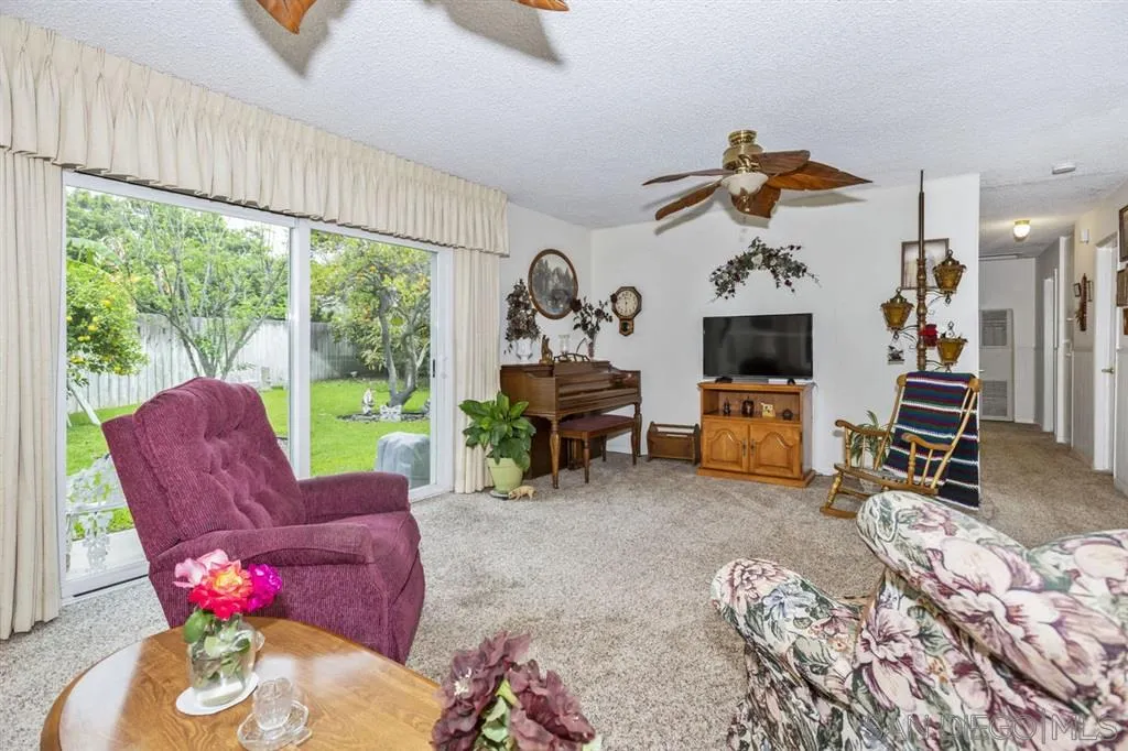 233 Faxon Street Spring Valley, CA 91977 - Photo 5 of 25 Gallery Image 5
