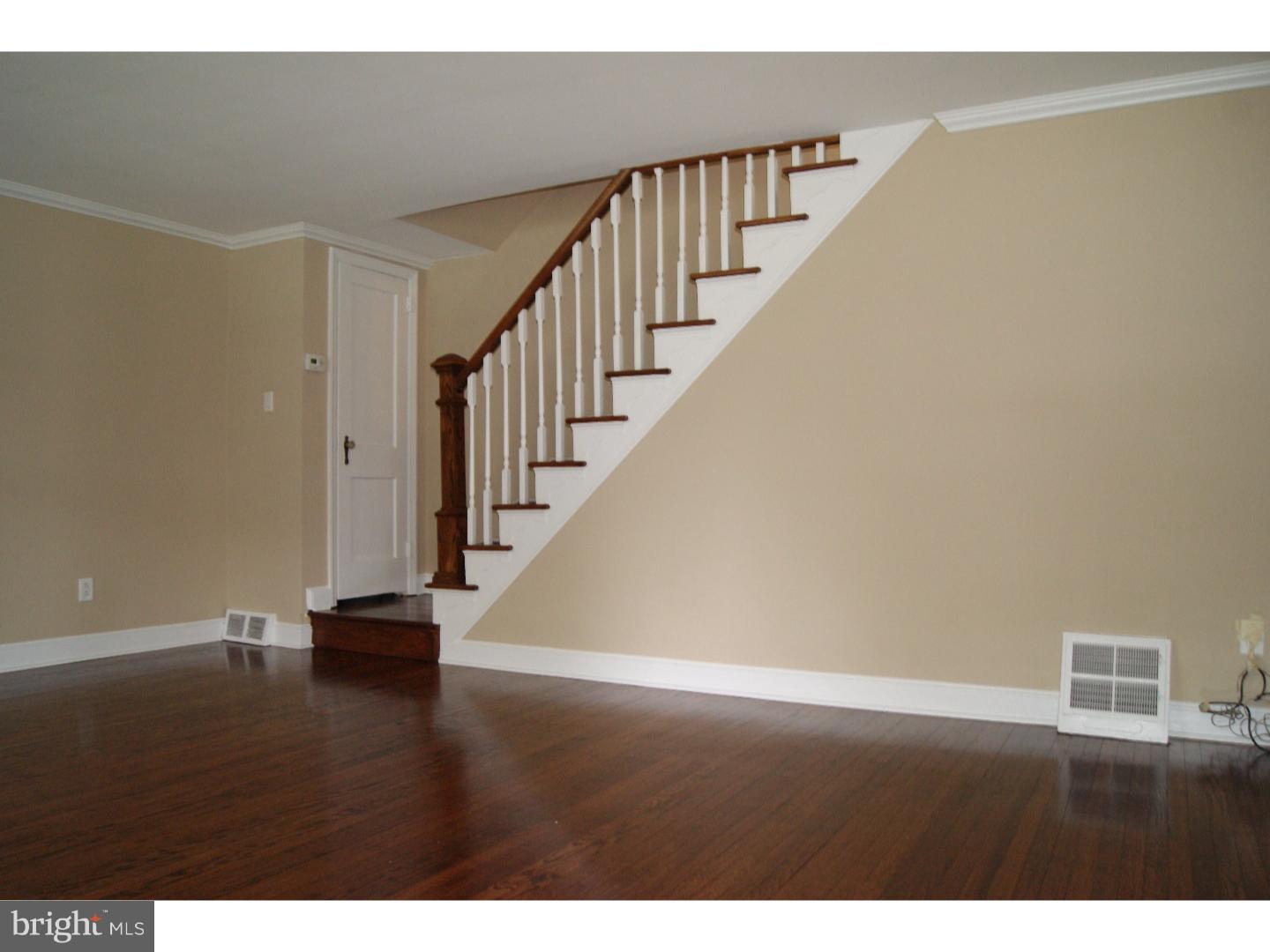 427 Pembroke Road Havertown, PA 19083 - Photo 11 of 24 Living Room