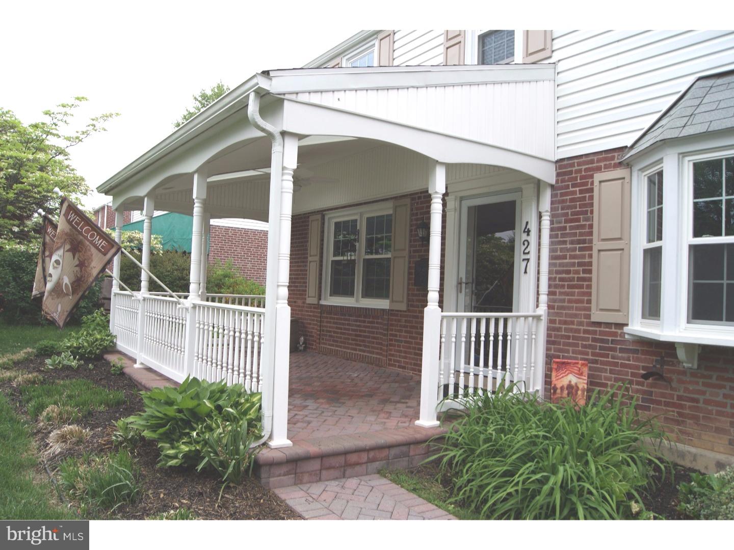 427 Pembroke Road Havertown, PA 19083 - Photo 3 of 24