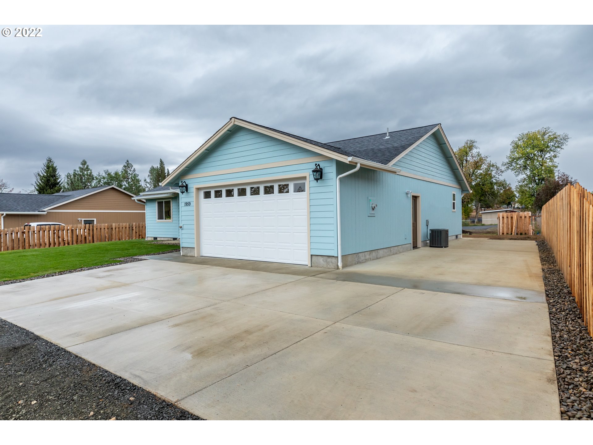 1959 Southwest Duke Road Sutherlin, OR 97479 - Photo 2 of 32 Gallery Image 2
