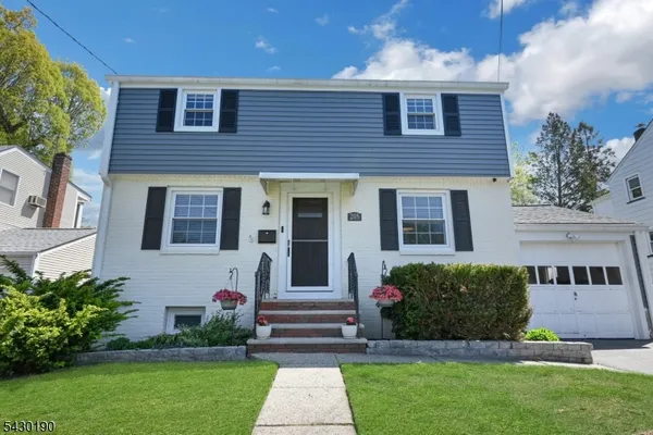 $550,000 | 2-26 33rd Street, Fair Lawn, NJ 07410