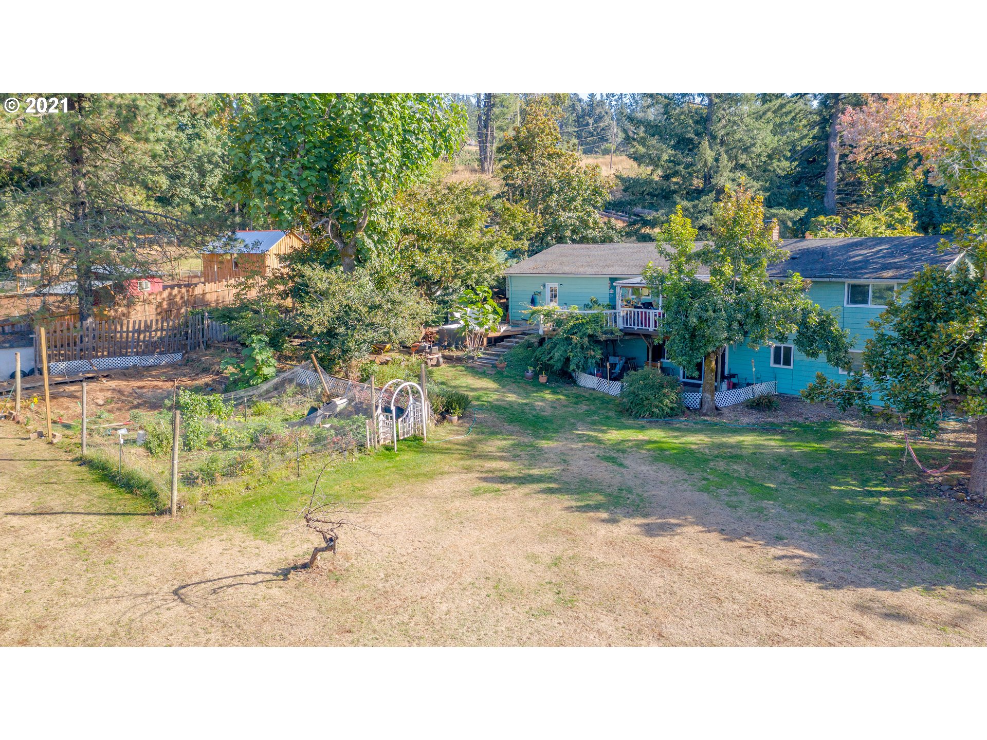5326 Forest Ridge Road Northeast Silverton, OR 97381 - Photo 16 of 32 Gallery Image 16